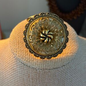 Scarf Clip Gold Filigee Vintage